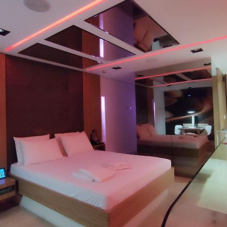 Mint Motel Гуарульюс Екстер'єр фото