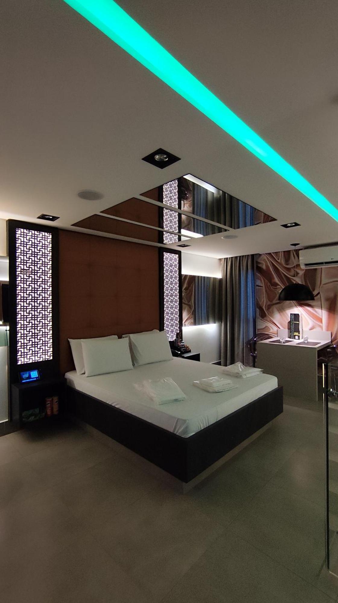 Mint Motel Гуарульюс Екстер'єр фото